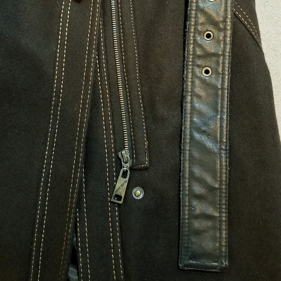 Heavy Wool Blend Belted Winter Coat - Picture 8 of 16